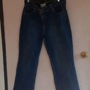 Levi Strauss Midrise Bootcut Jeans. Size 16